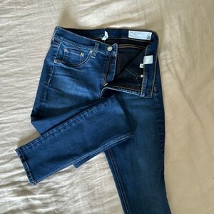 Rag & Bone High Rise Ankle Skinny Size 28. I wore them once